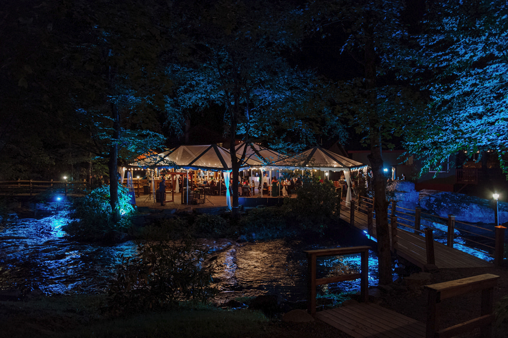 Magnolia Streamside Resort Pocono Wedding Michele and Scott